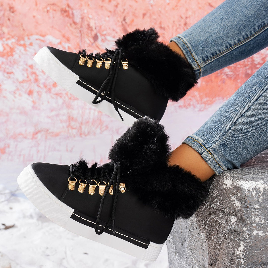 Damen Winterliche Sneaker-Stiefelette mit Kunstfellkragen und Plateau Shop Nory