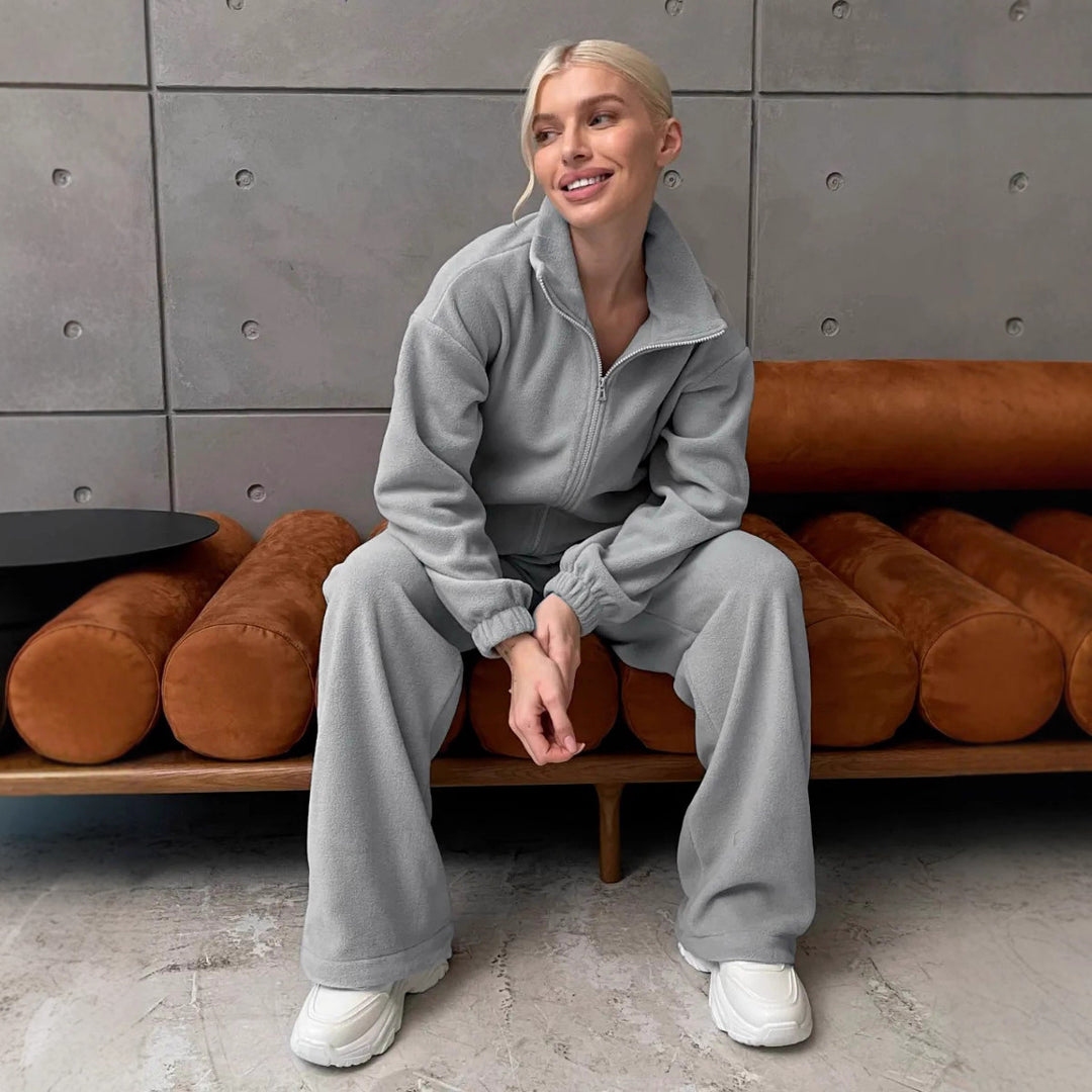 Damen Komfortables Fleece-Loungewear-Set mit kurzem Zip-Top und weiter High-Waist-Hose Shop Nory