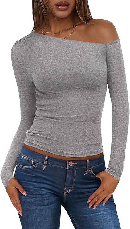 Damen Schulterfreies, figurnahes Ripp-Langarmtop mit asymmetrischem Ein-Schulter-Schnitt Shop Nory