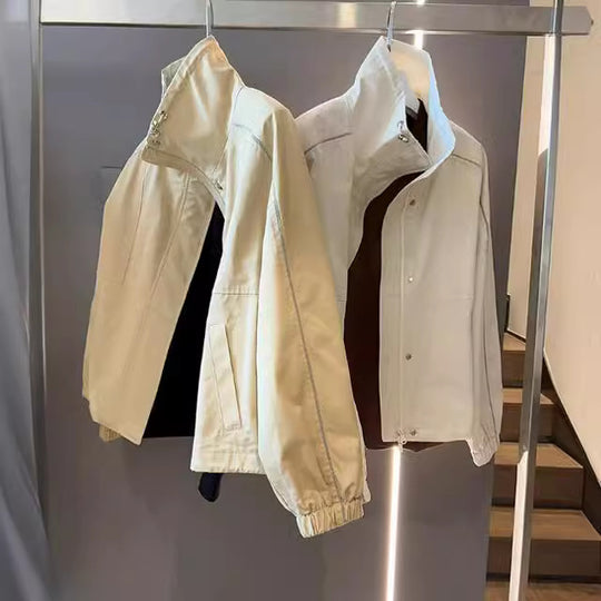 Damen Modische Übergangsjacke mit hohem Kragen und Druckknopfverschlüssen Shop Nory