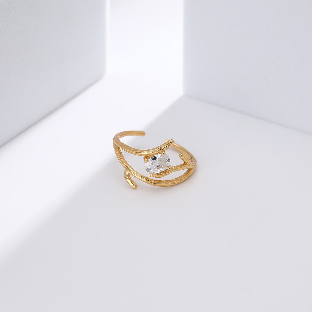 Damen Ring mit elegantem, geschwungenem Design und funkelndem Zirkon Shop Nory