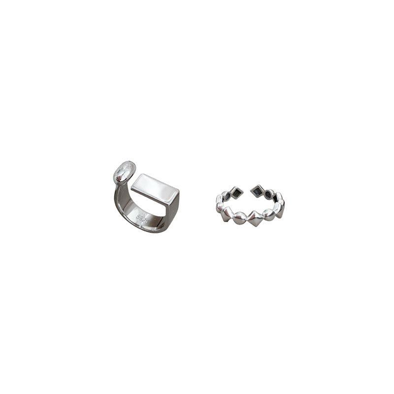 Damenring mit modernem geometrischen Design und filigranen Akzenten Shop Nory