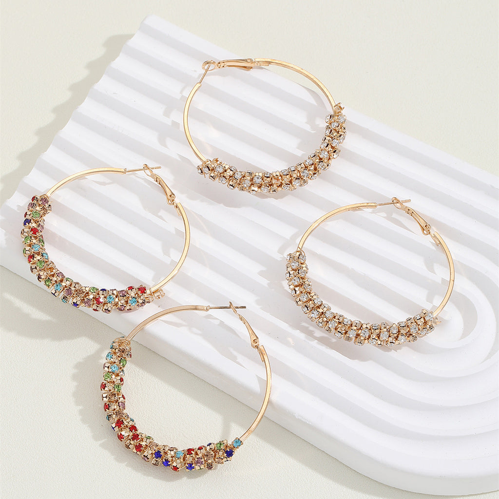 Damen Ohrringe mit funkelnden Steinen und elegantem Design Shop Nory