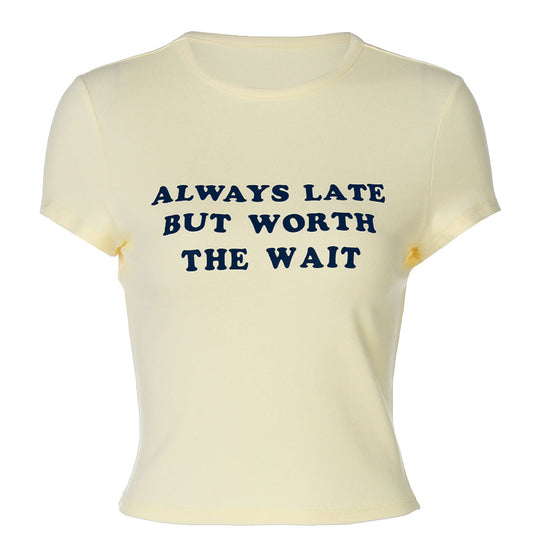 Damen Kurzes Statement T-Shirt mit Rundhalsausschnitt