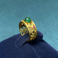 Damenring mit filigranem Gelbgolddesign und buntem Edelstein Shop Nory