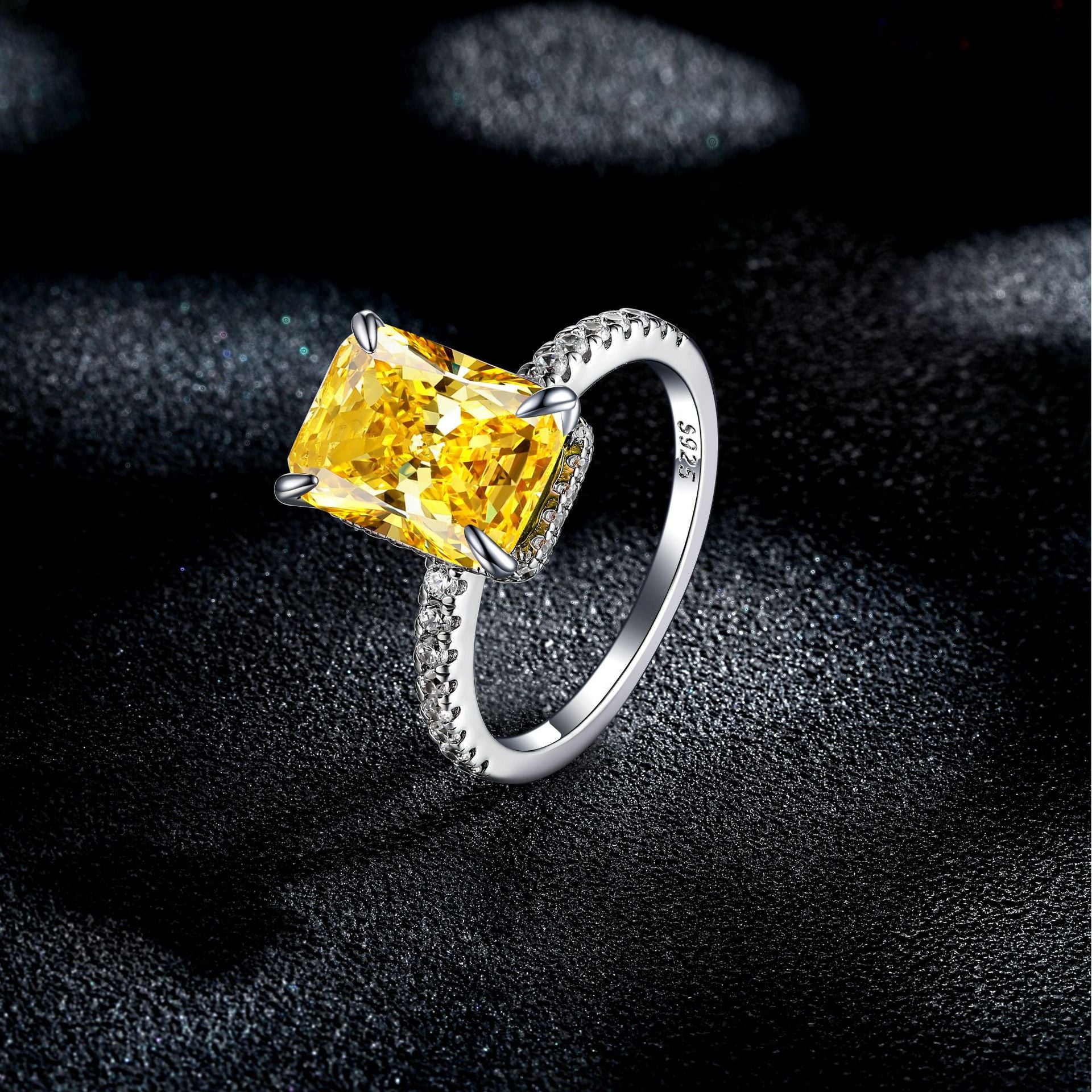 Damen eleganter Ring mit tropfenförmigem Aquamarin und funkelndem Zirkonia-Besatz Shop Nory