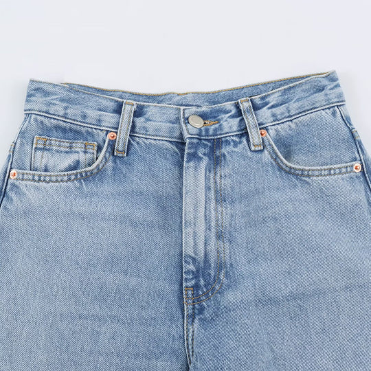 Damen Hochtaillierte Relaxed-Jeans mit zulaufender Beinform Shop Nory