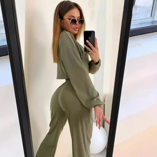 Damen Ripp-Lounge-Set mit Cut-Out Croptop, Oversize Cropped Pullover und High-Waist Jogginghose Shop Nory