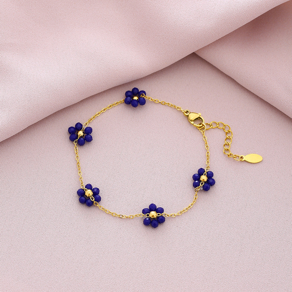 Damen zarte Halskette mit floralen Akzenten und goldfarbener Kettengestaltung Shop Nory