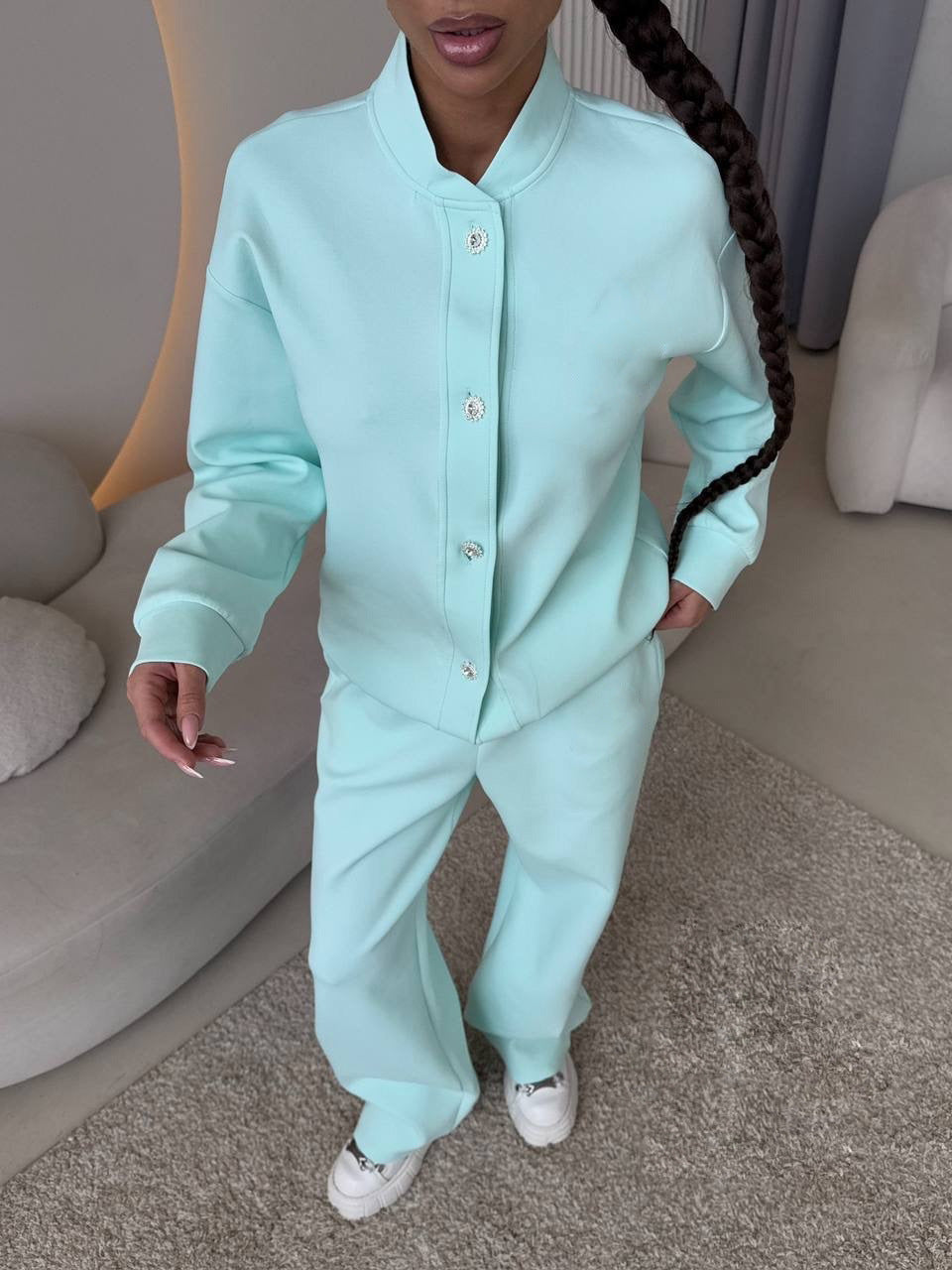 Damen Zweiteiliges Loungewear-Set mit Stehkragen, dekorativen Schmuckknöpfen und weitem Palazzo-Hosenbein Shop Nory