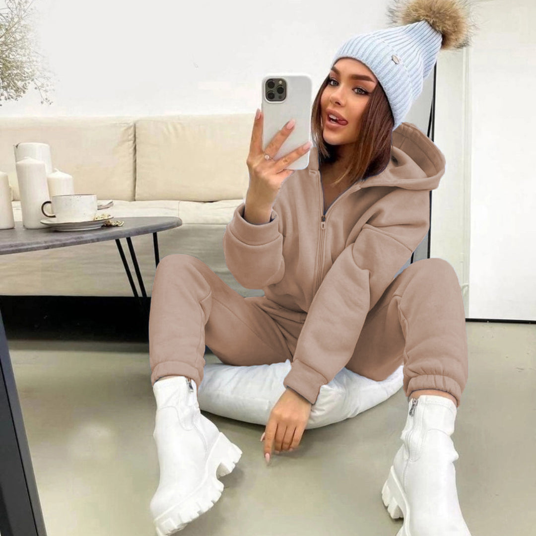 Damen komfortabler Oversize-Zweiteiler Jogginganzug mit Kapuzenhalbzip, elastischem Highwaist-Bund und Kängurutaschen Shop Nory