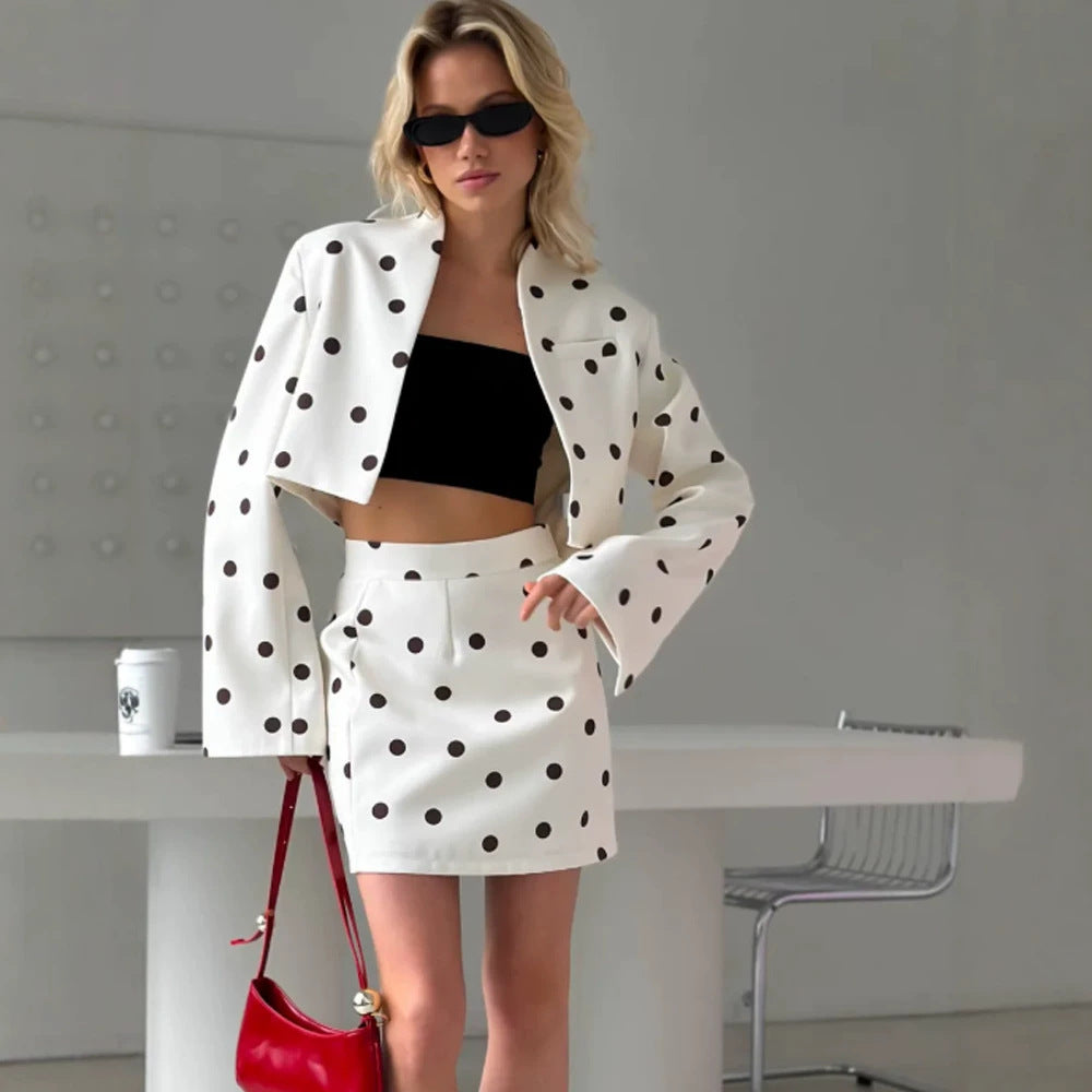 Damen Gepunktetes Zweiteiliges Set mit Cropped-Blazer und High-Waist-Minikrock Shop Nory