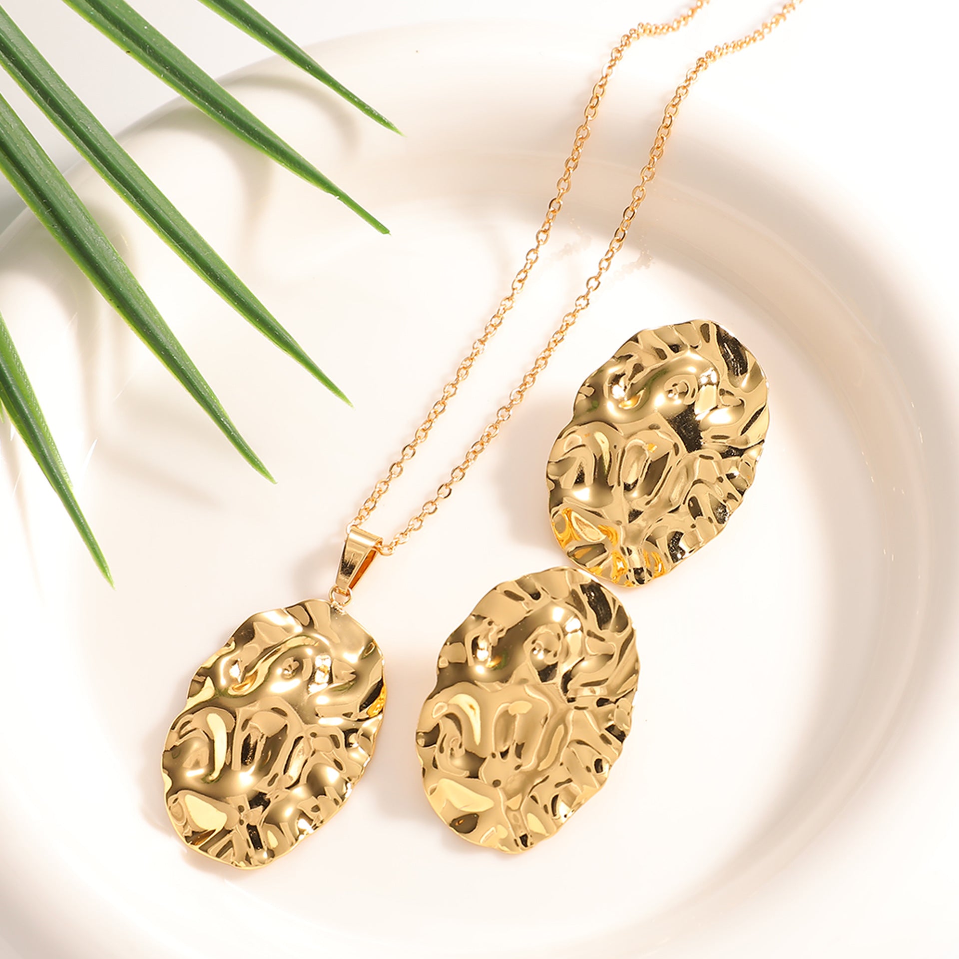 Damen Schmuckset mit filigranem Blattdesign Shop Nory