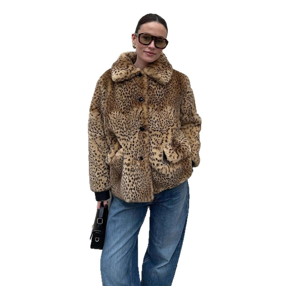 Damen Boxy-Kurzmantel aus Fauxfur mit Allover-Leopardenmuster und umlegbarem Schalkragen Shop Nory