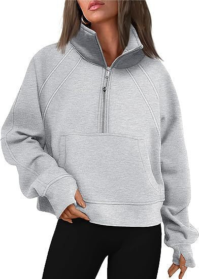 Damen sportlicher Hoodie mit kurzem Reißverschluss und praktischer Kängurutasche Shopnory