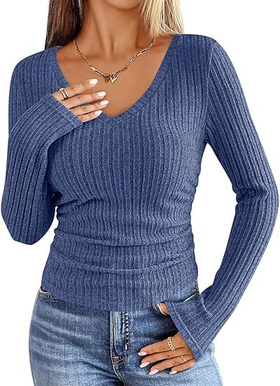Damen Geripptes tailliertes Langarm-Feinstrickshirt mit V‑Ausschnitt und Ärmelschlitz Shop Nory