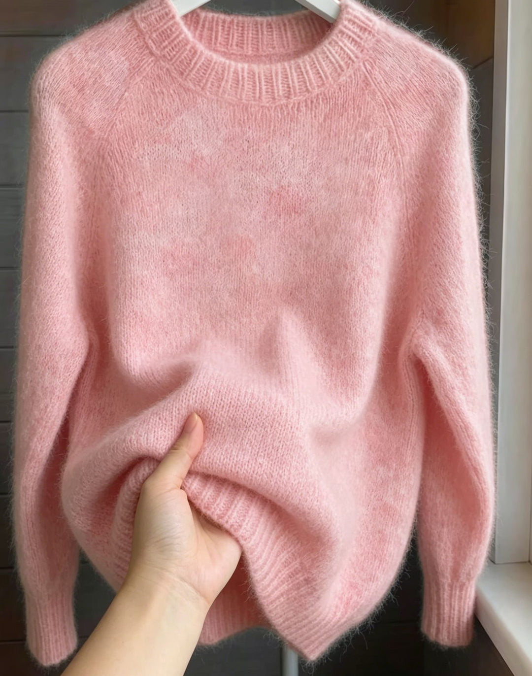 Damen Oversize Mohair‑Mix Rundhalspullover mit Raglanärmeln und geripptem Saum Shop Nory