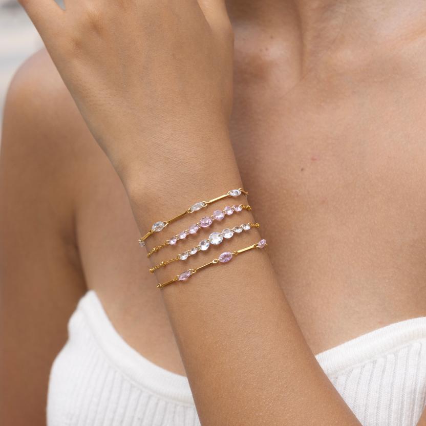 Damen Armband mit funkelnden Kristallen und verstellbarem Verschluss Shop Nory