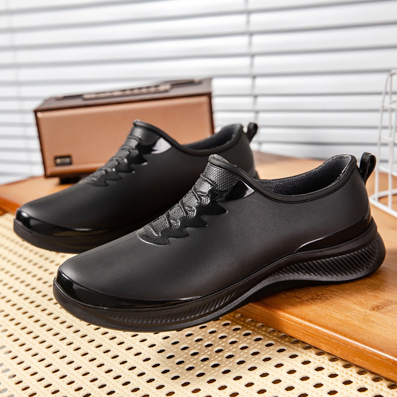 Herren Wasserdichter Slip‑On Gummisneaker mit stoßdämpfender Laufsohle und dezenter Schnüroptik Shop Nory
