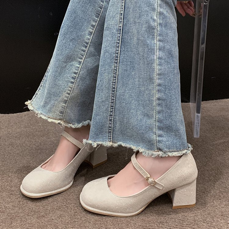 Damen elegante Mary Jane Pumps mit hochwertigem Stoff und komfortablem Blockabsatz
