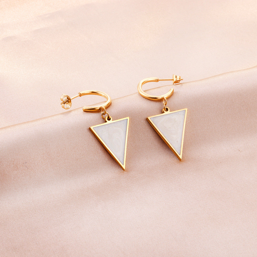 Damen Hängende Ohrringe mit modernem geometrischem Design und Perlenakzenten Shop Nory