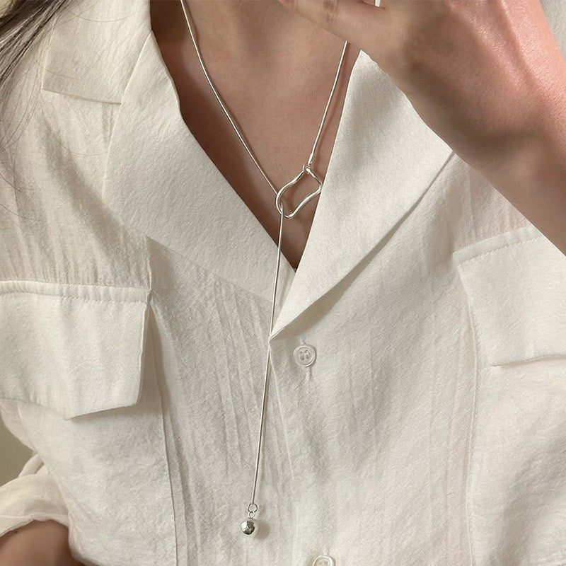 Damen Halskette mit modernen Glieder- und Kugeldetails Shop Nory