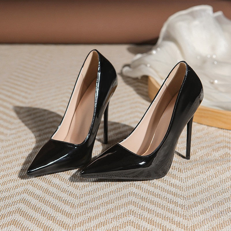 Damen Elegante spitz zulaufende Lackpumps mit extra hohem Stilettoabsatz Shop Nory