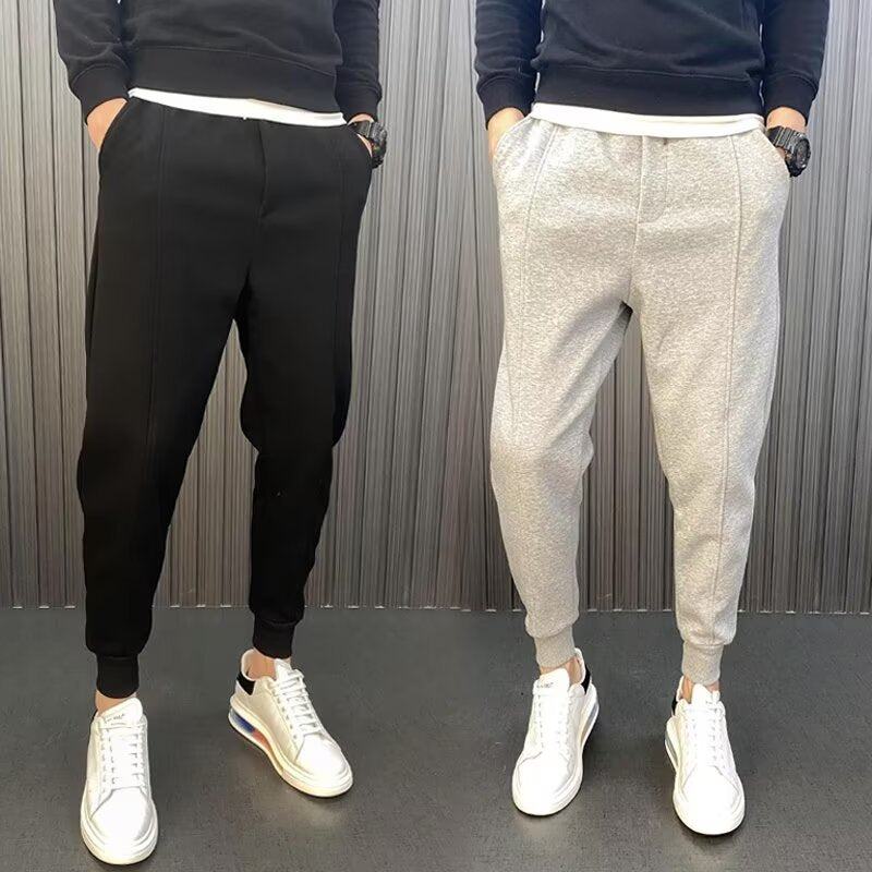 Herren Jogginghose mit tailliertem Tapered‑Schnitt, Bügelfalte und elastischen Bündchen Shop Nory