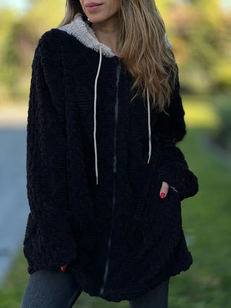 Damen nan oversized Teddy-Manteljacke mit Kontrastkapuze, Reißverschluss und Eingrifftaschen Shop Nory