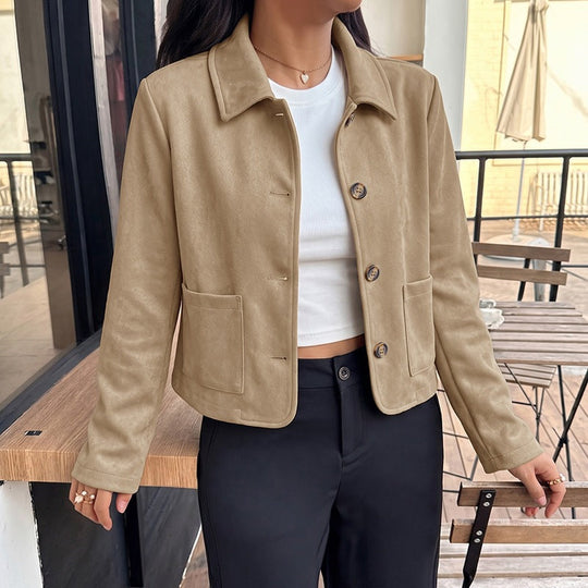 Damen Kurzjacke aus Wildleder‑Optik mit Hemdkragen und aufgesetzten Taschen Shop Nory