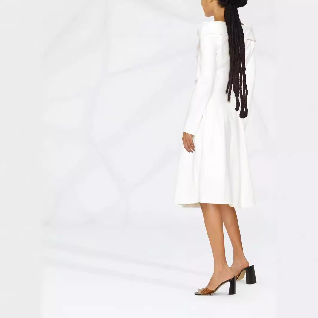 Damen Maxikleid im Mantel‑Look mit Carmenkragen und Doppelreihe Shop Nory
