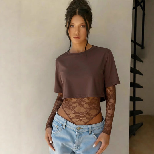 Damen Kurzschnitt-Shirt mit transparentem Spitzen-Bodysuit-Overlay Shop Nory