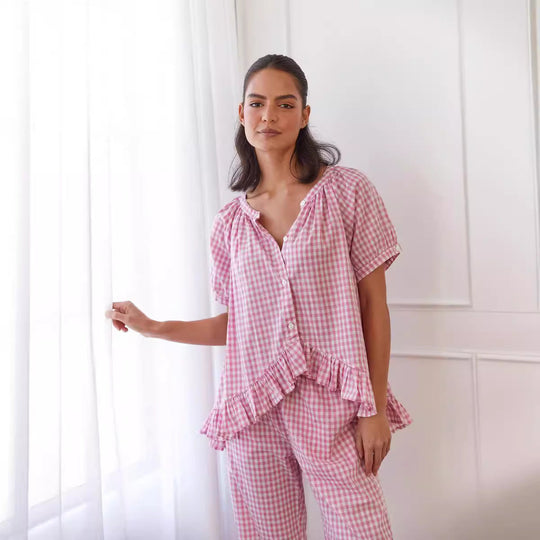 Damen Pyjama-Set mit Rüschen und Karomuster