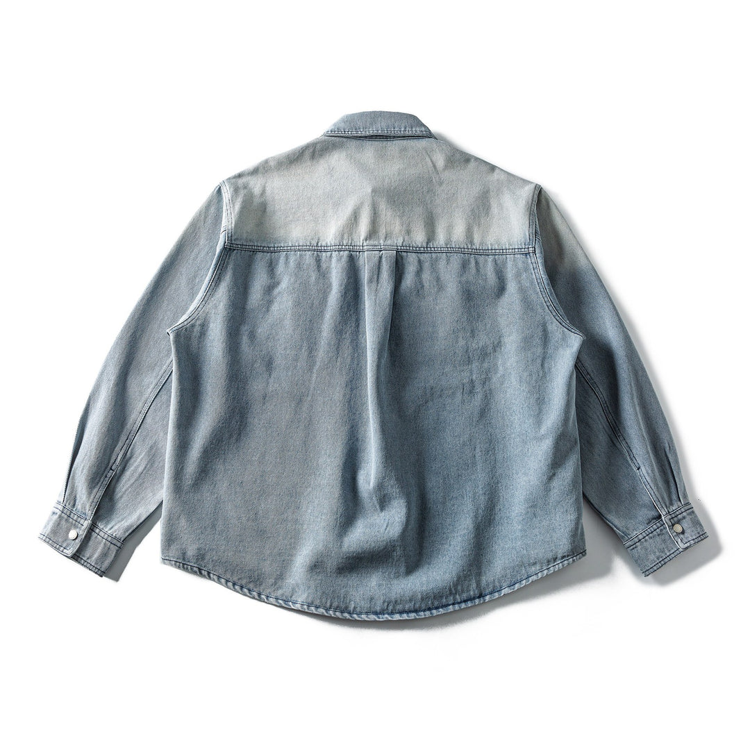 Damen Weite Denim‑Hemdjacke im Oversize‑Cut mit Druckknopfblende, Western‑Brusttaschen und abgerundetem Saum Shop Nory