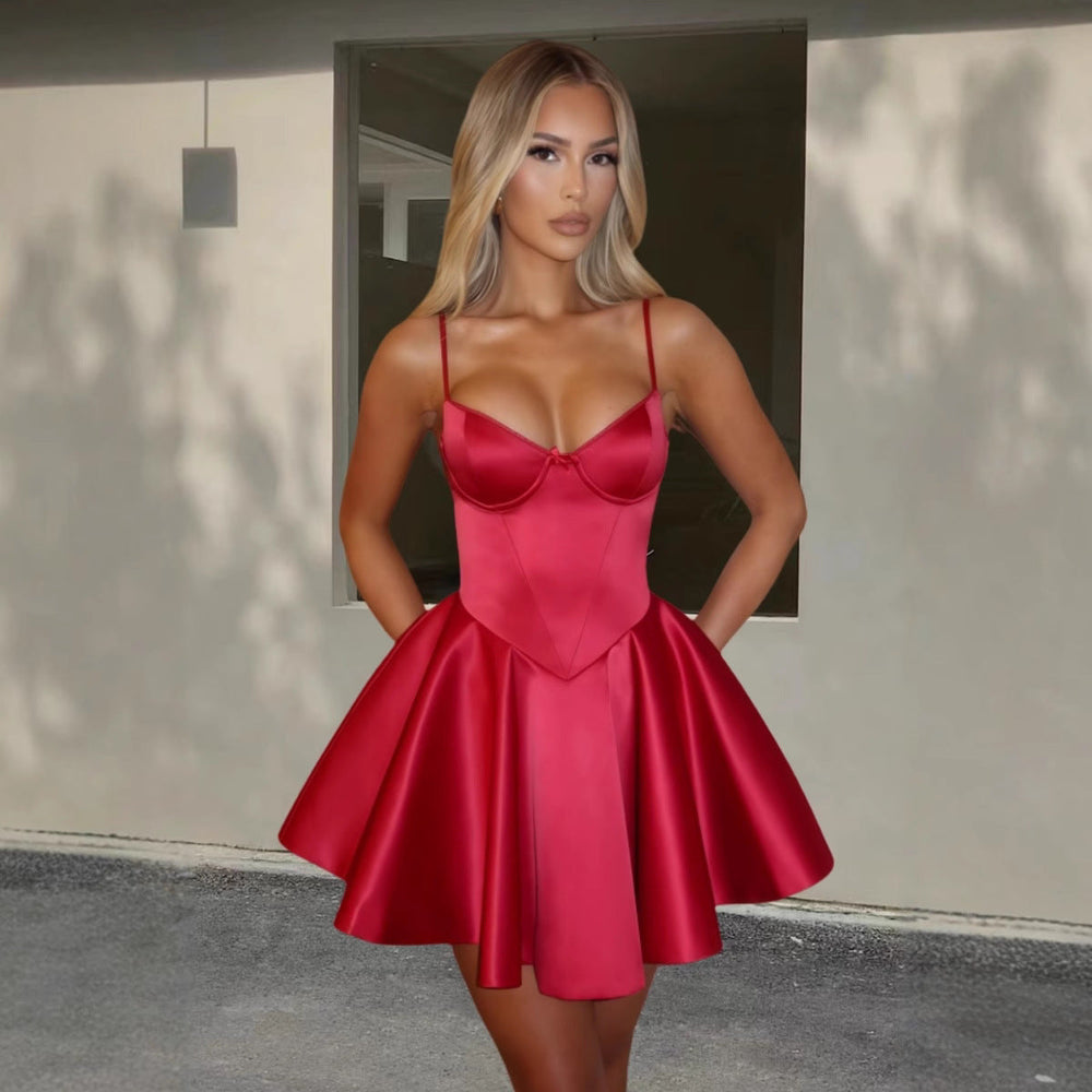 Damen Couture Mini-Kleid mit schickem A-Linien Schnitt und Spaghettiträgern