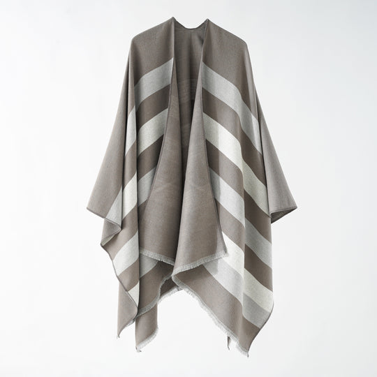 Damen Feiner Wollmix‑Capeüberwurf mit diagonaler Streifenstruktur und Fransensaum Shop Nory