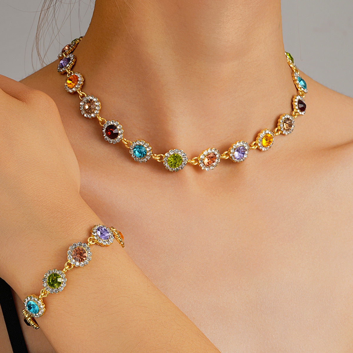 Damen Halsketten-Set mit bunten Kristallanhängern Shop Nory