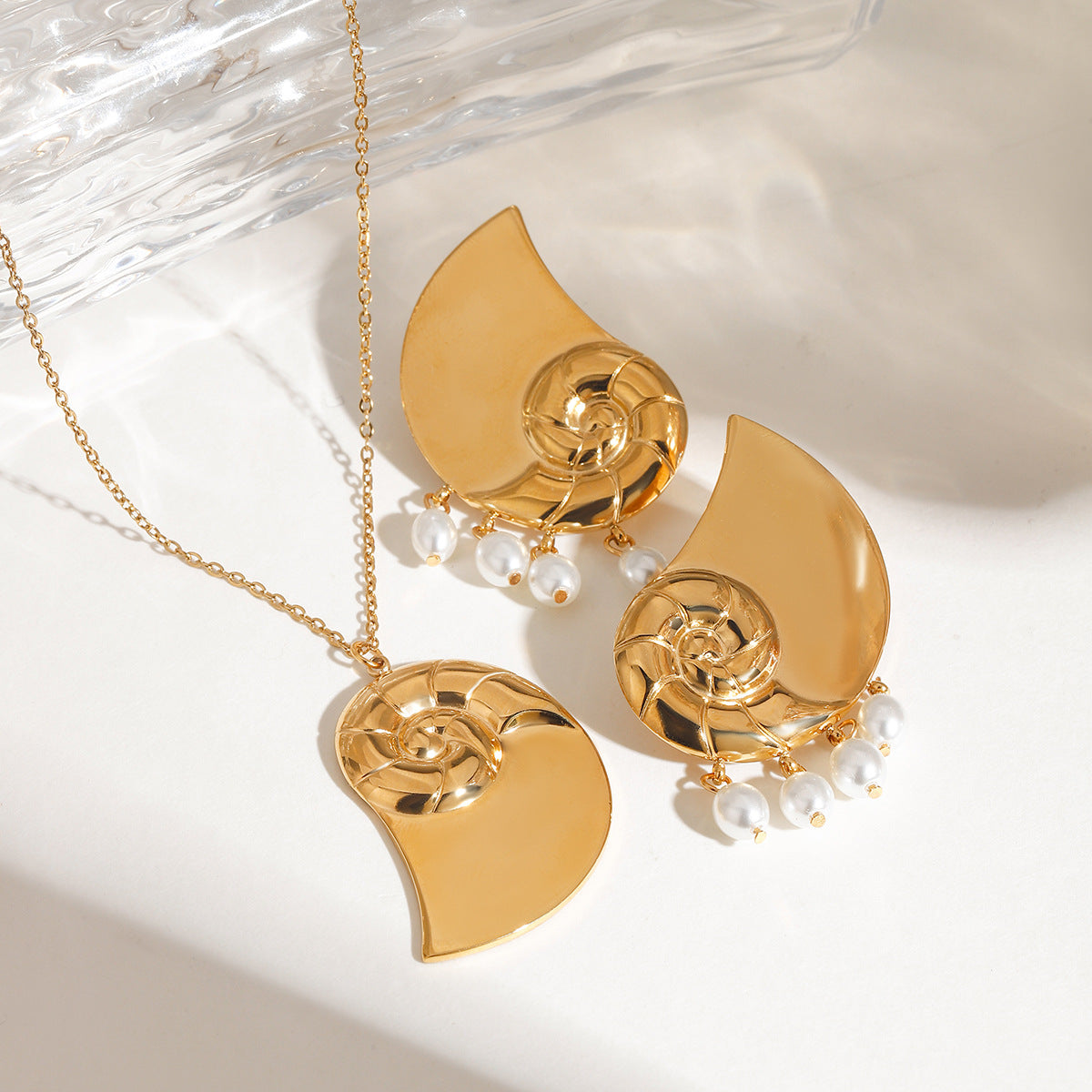 Damen Halskette mit Nautilus-Anhänger aus hypoallergenem Edelstahl Shop Nory