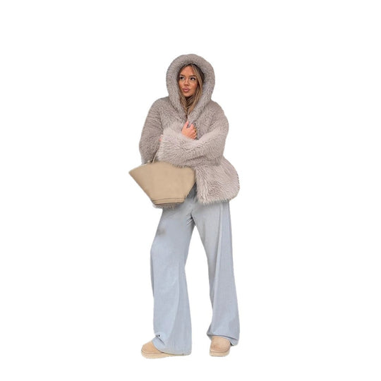 Damen Kuschelige Kurz-Kunstpelzjacke mit extravoluminöser Kapuze Shop Nory