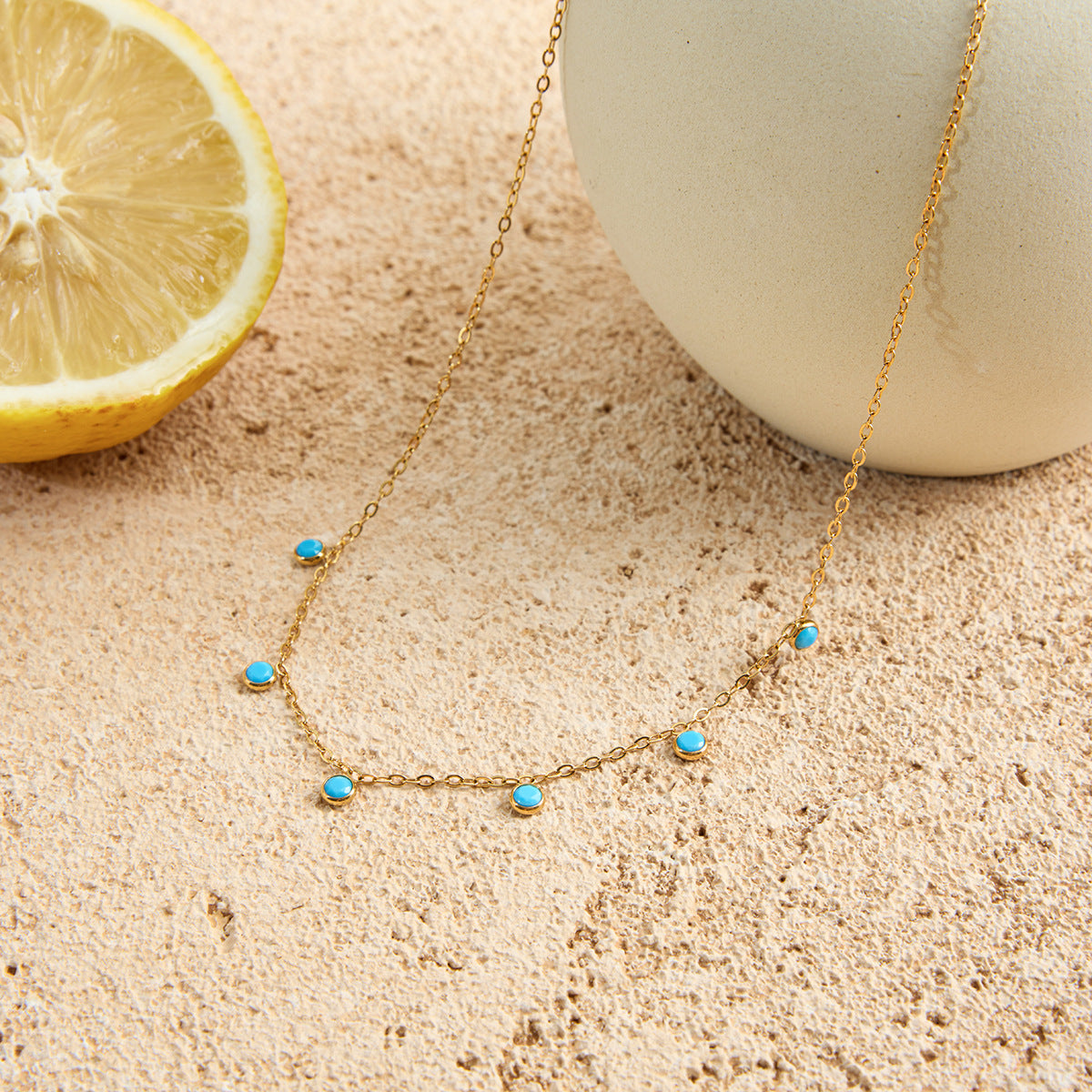 Damen Halskette mit funkelnden blauen Zirkonia aus hypoallergenem Edelstahl Shop Nory