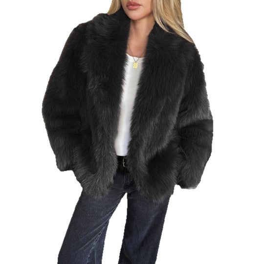 Damen Kurzjacke aus dichtem Hochflor‑Faux‑Fur mit voluminösem Umlegekragen Shop Nory