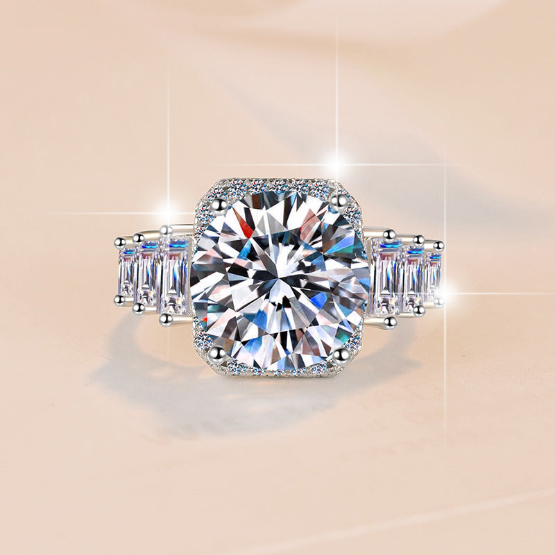Damenschmuck Verlobungsring mit funkelndem Zirkonia-Besatz und kunstvollem Design Shop Nory