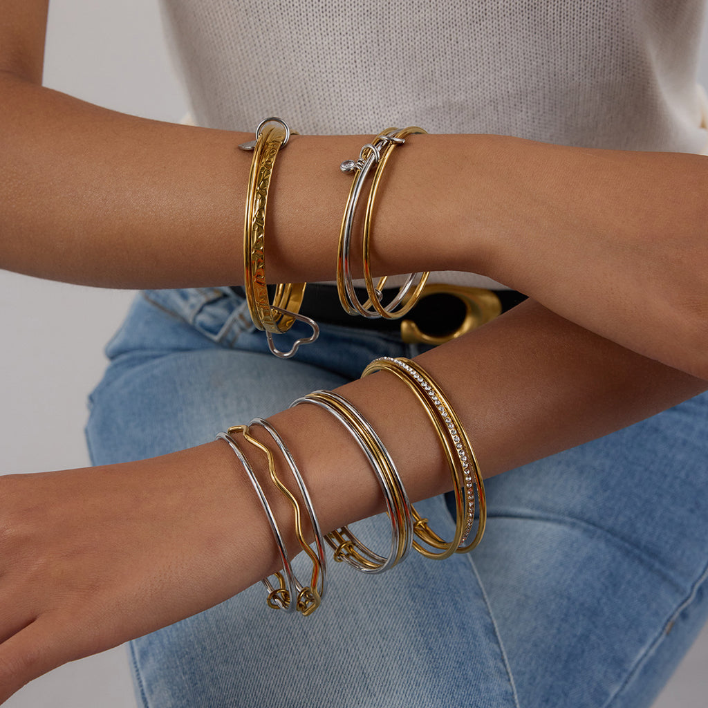 Damen Offenes Armband mit elegantem Zickzack-Design und hypoallergener Edelstahlverarbeitung Shop Nory