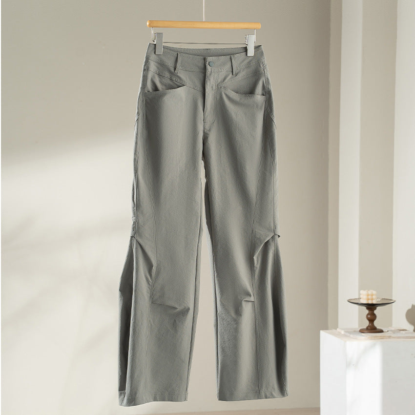 Damen Weite High‑Waist-Hose mit eingesetztem Beinschlitz und markanten Eingrifftaschen Shop Nory