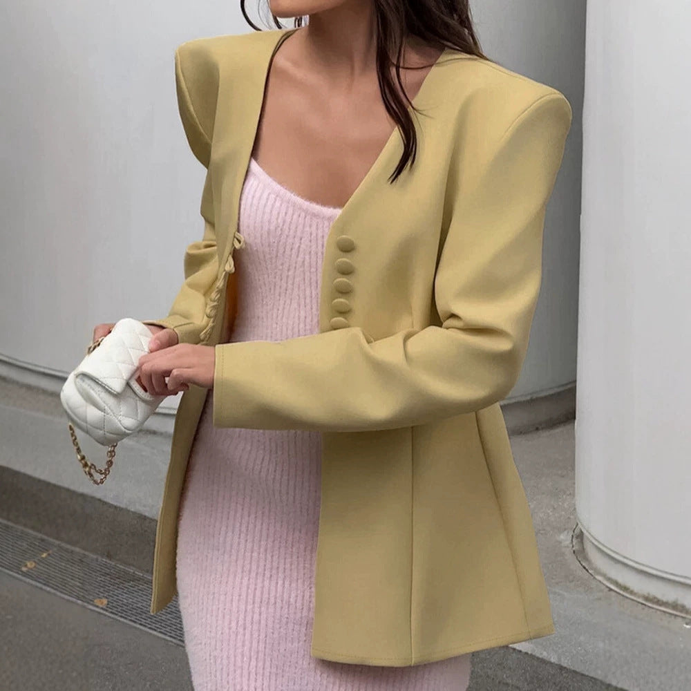 Damen Sculpturaler taillierter Blazer mit markanter Schulterpartie Shop Nory