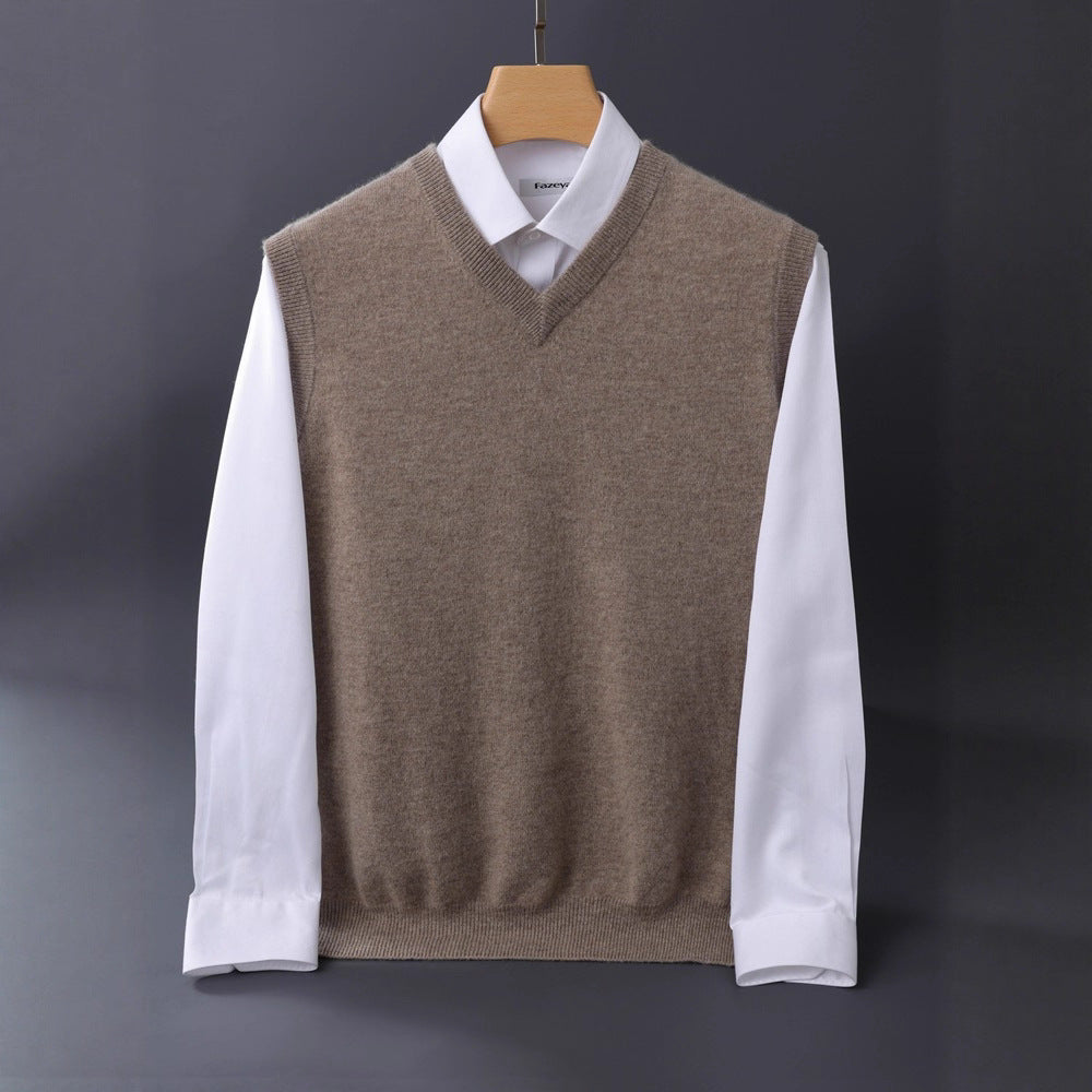 Herren Feine V‑Ausschnitt Strickweste aus Merino‑Blend mit geripptem Saum Shop Nory