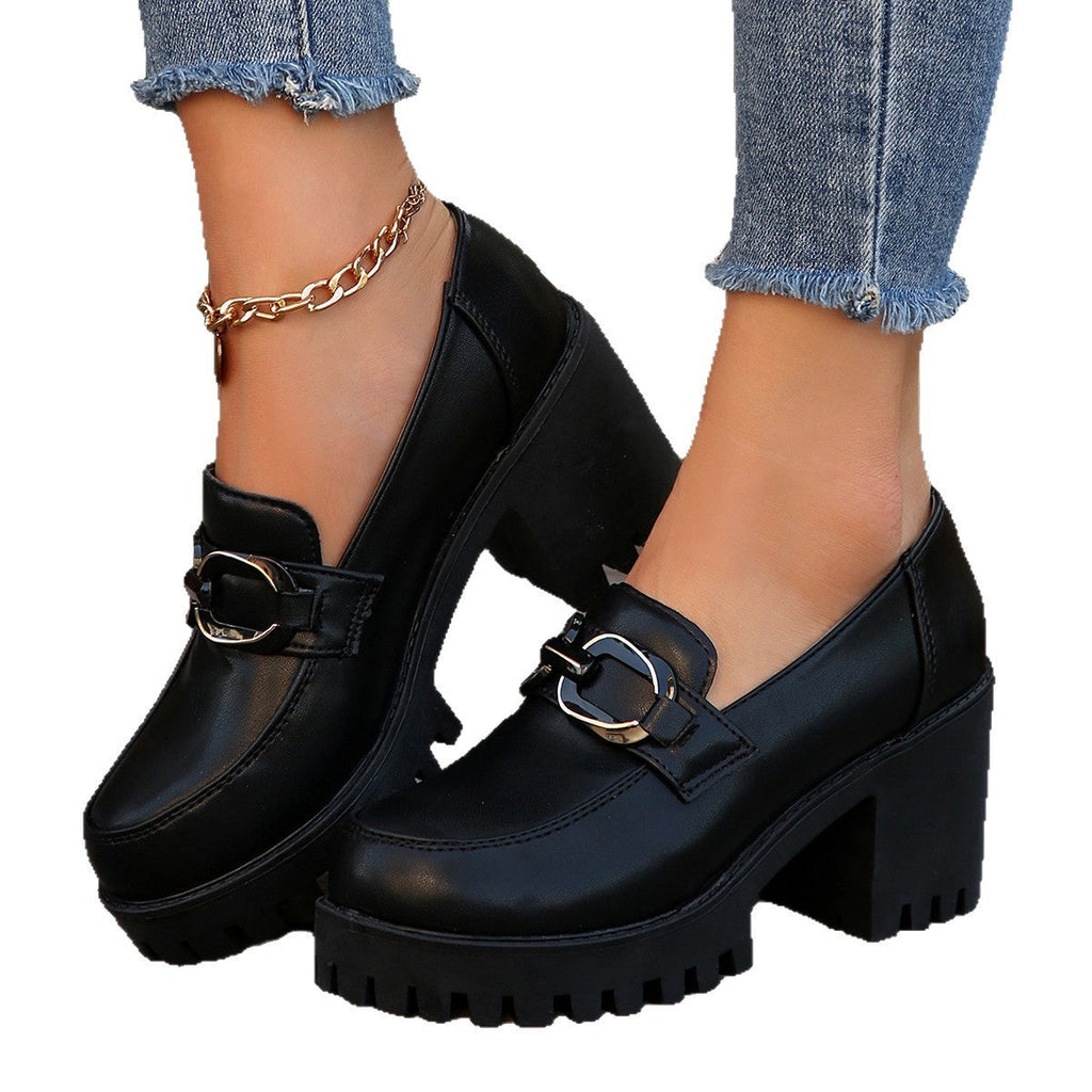 Damen Blockabsatz-Schuhe mit markanter Sohle und modischen Schnallen