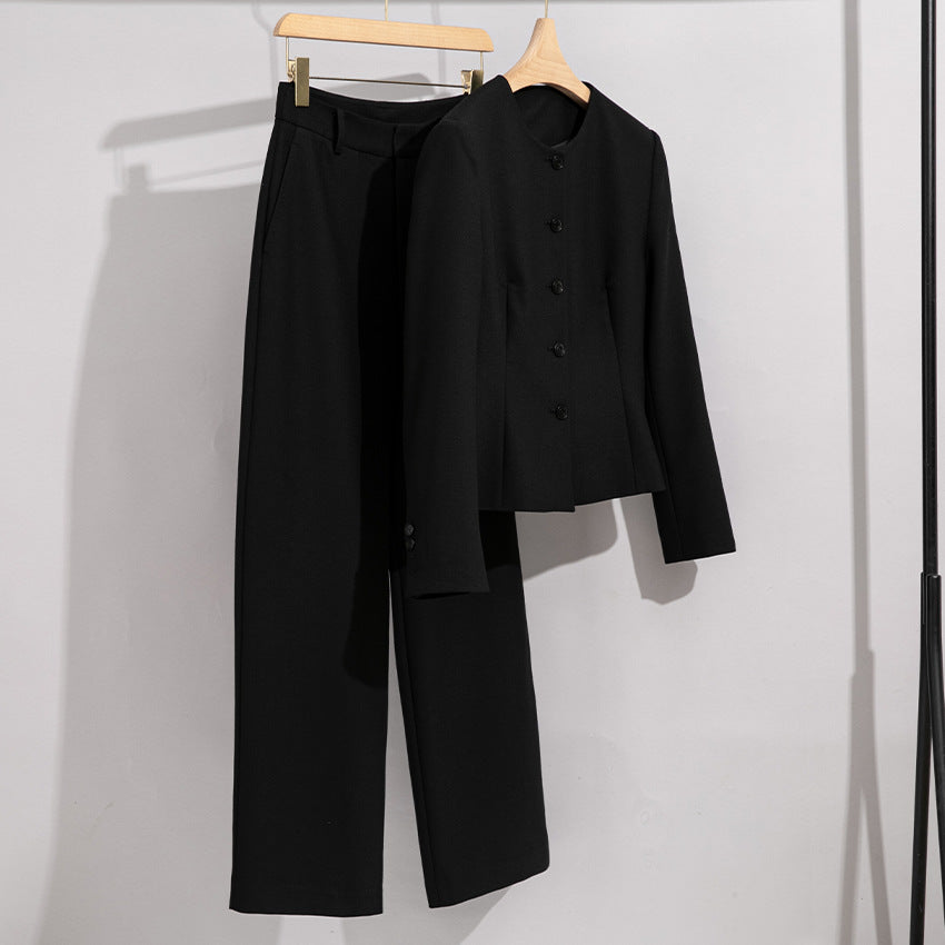 Damen Elegantes Hosenanzug-Set aus feinem Wollmix mit Rundhalsausschnitt Shop Nory