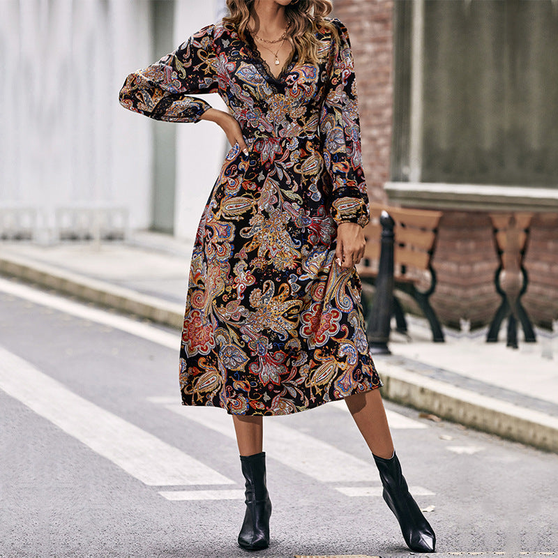 Damen Midikleid mit Paisley-Print, Wickeloptik und Spitzenbesatz Shop Nory