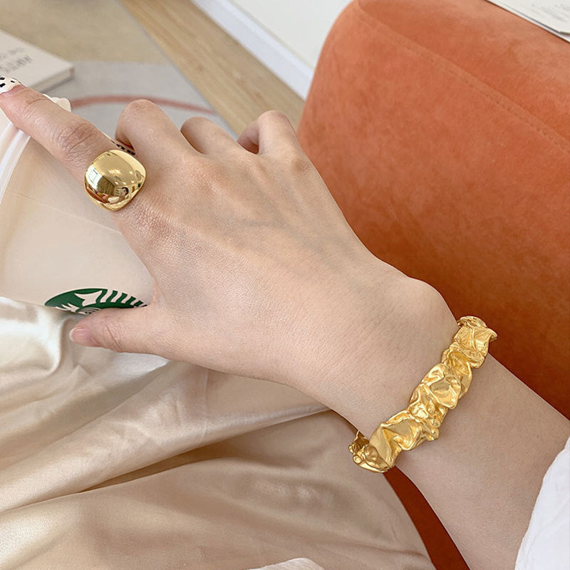 Damenarmband im einzigartigen, organischen Design Shop Nory